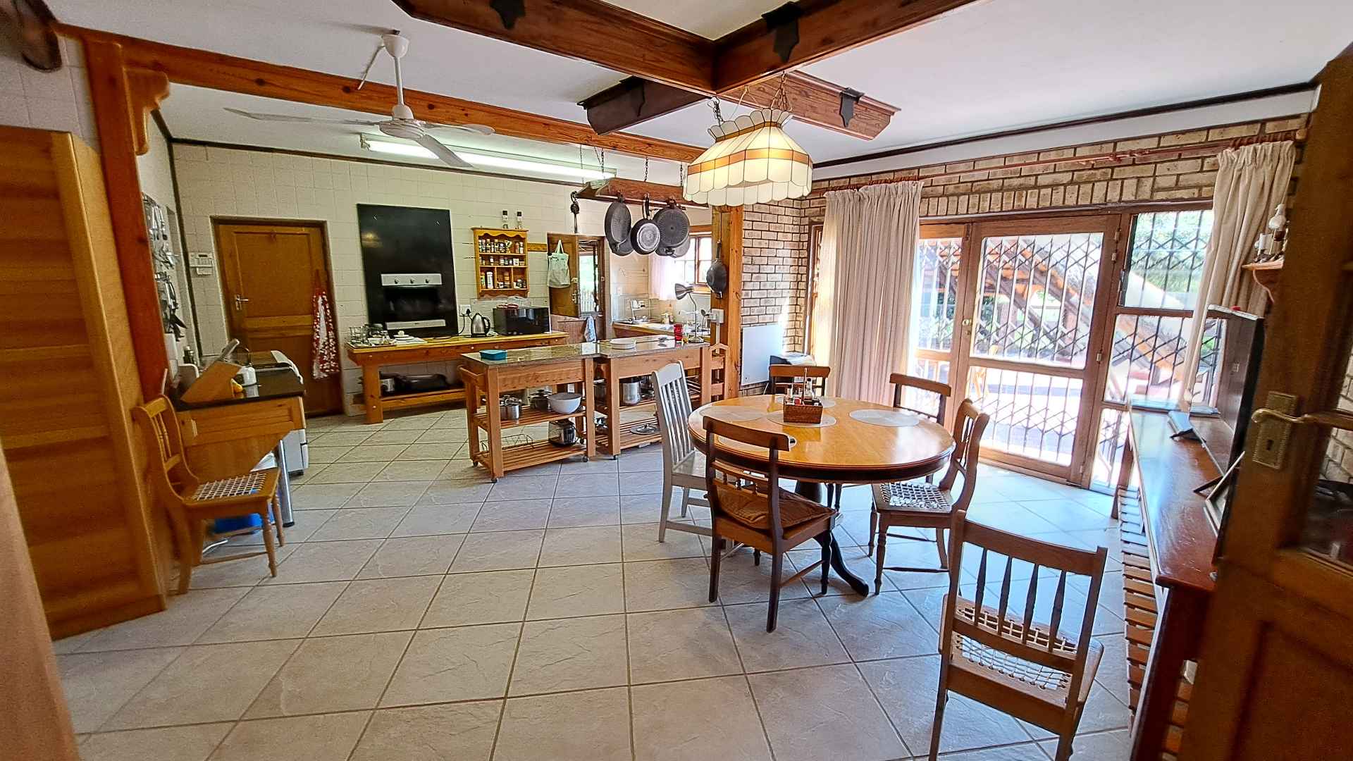 8 Bedroom Property for Sale in Clarens Free State